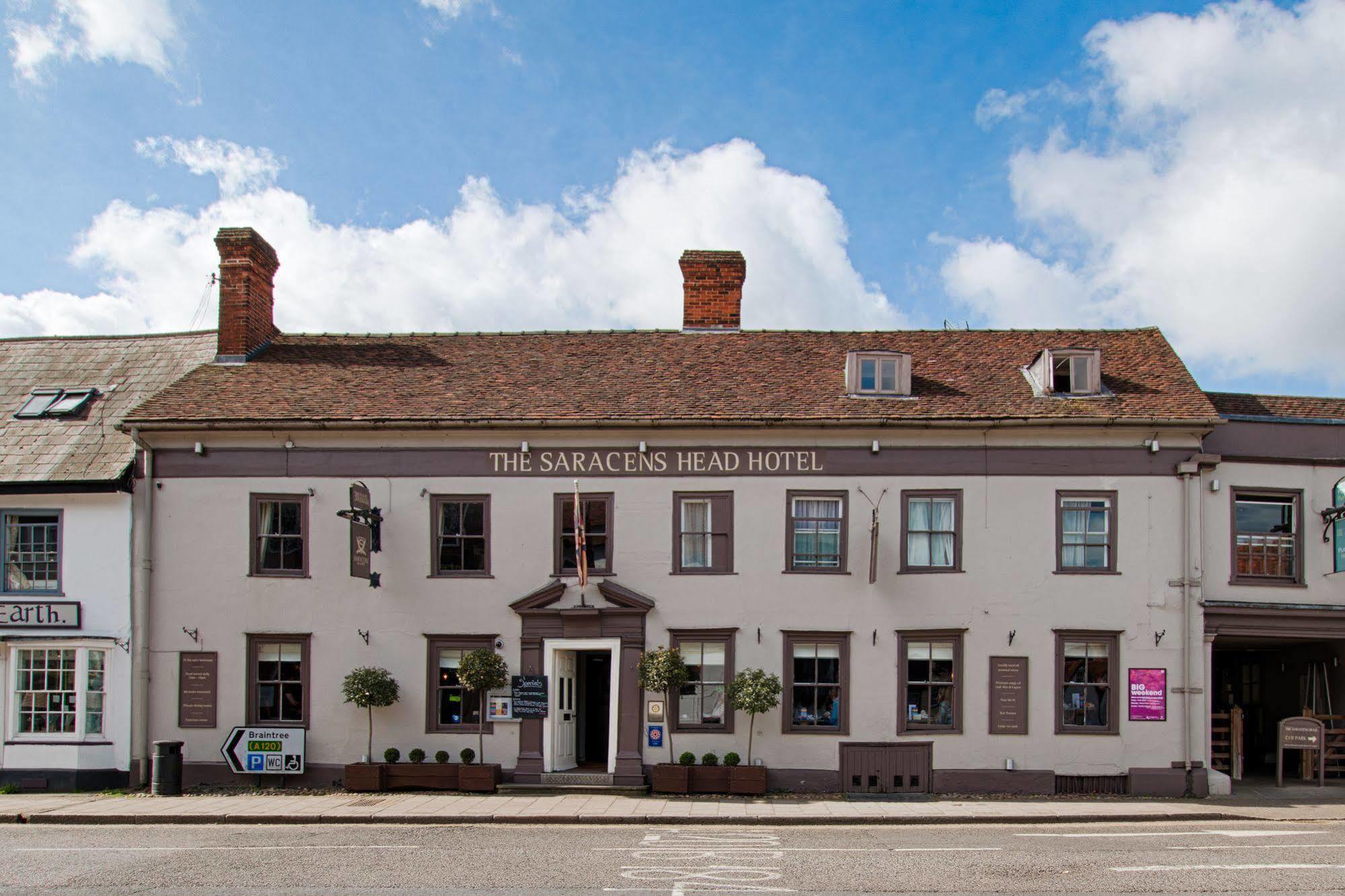 The Saracens Head Hotel Great Dunmow Exterior foto